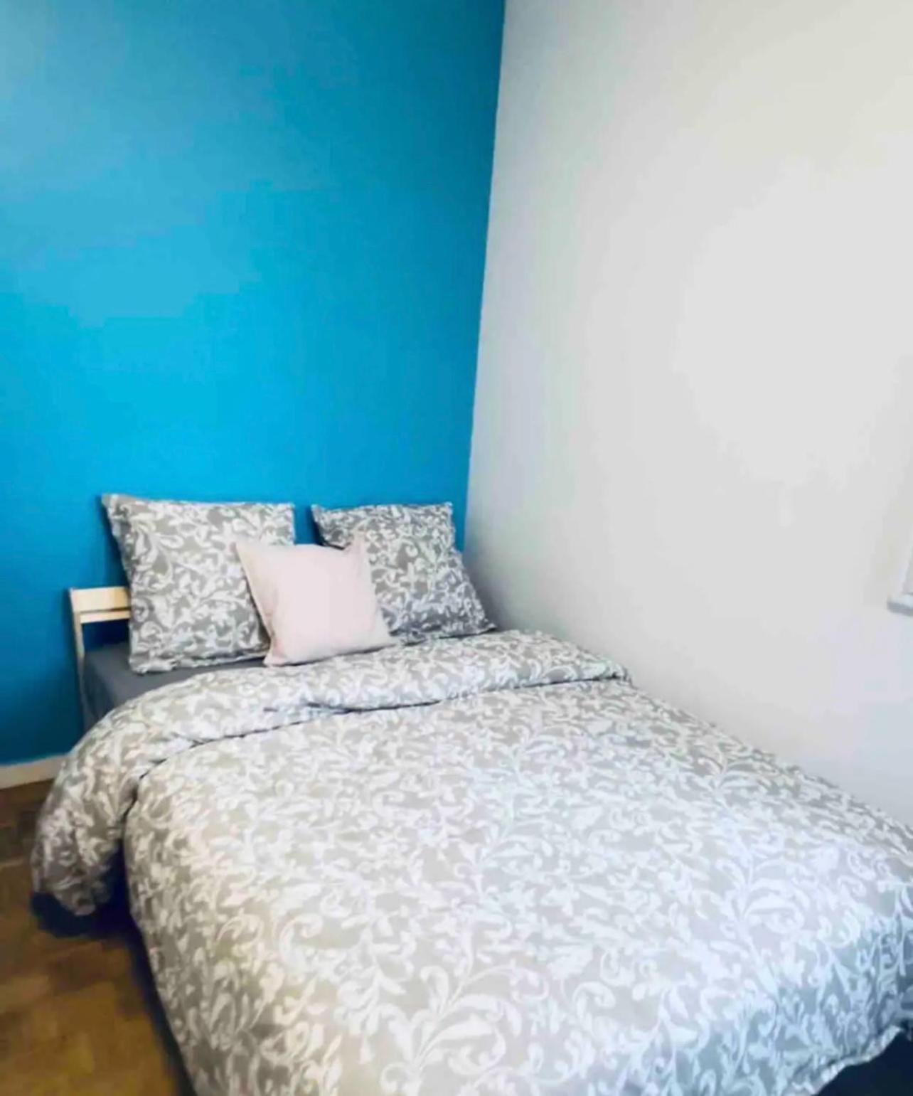 Modern 2 Bedroom Apartment Near Paris Metro, Giant Flat Screen Tv 85 Inches, Balcony, Free Parking Ivry-sur-Seine Luaran gambar
